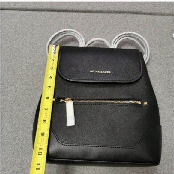 NWT Michael Kors Black Saffiano Leather Tech Friendly Backpack - Picture 11 of 13